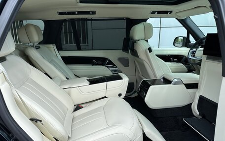 Land Rover Range Rover IV рестайлинг, 2025 год, 27 990 000 рублей, 12 фотография