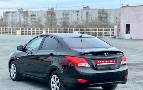 Hyundai Solaris II рестайлинг, 2013 год, 825 000 рублей, 8 фотография