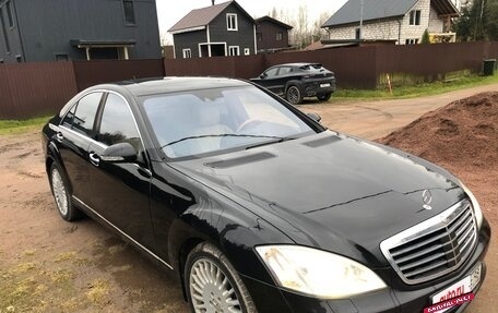 Mercedes-Benz S-Класс, 2006 год, 1 300 000 рублей, 3 фотография