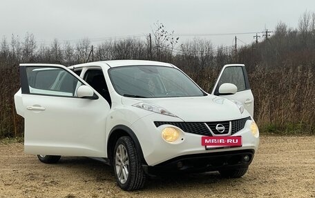 Nissan Juke II, 2011 год, 880 000 рублей, 2 фотография