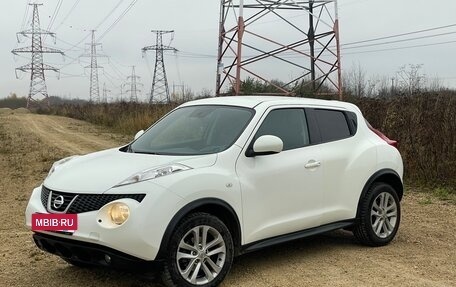 Nissan Juke II, 2011 год, 880 000 рублей, 3 фотография