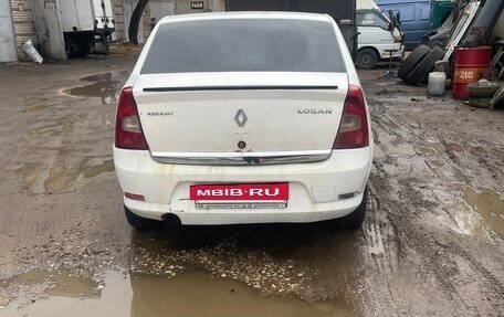 Renault Logan I, 2013 год, 250 000 рублей, 3 фотография