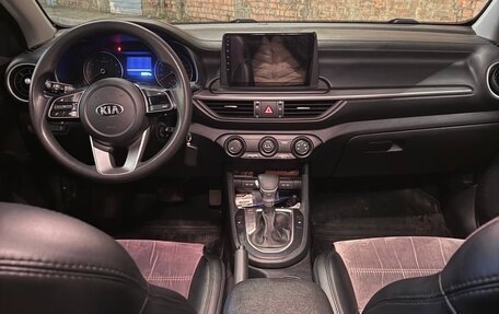 KIA Cerato IV, 2018 год, 1 590 000 рублей, 7 фотография