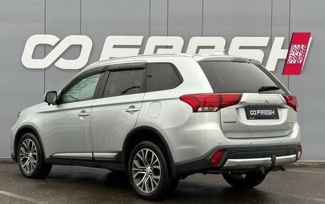 Mitsubishi Outlander III рестайлинг 3, 2018 год, 2 150 000 рублей, 2 фотография
