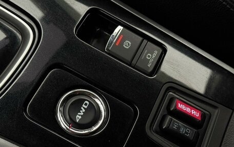 Mitsubishi Outlander III рестайлинг 3, 2018 год, 2 150 000 рублей, 23 фотография