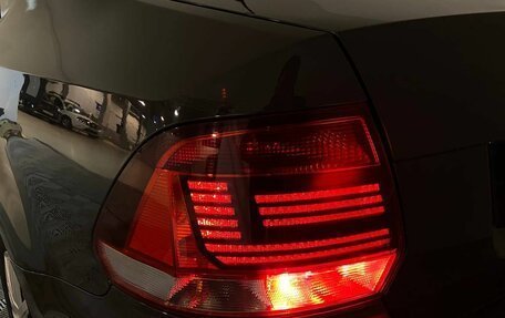 Volkswagen Polo VI (EU Market), 2018 год, 950 000 рублей, 24 фотография