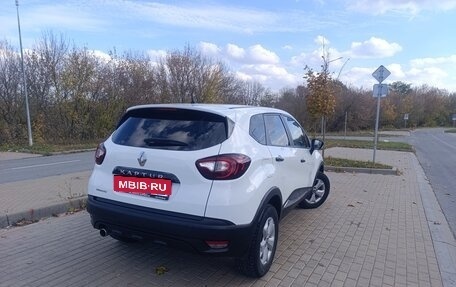 Renault Kaptur I рестайлинг, 2018 год, 1 080 000 рублей, 4 фотография