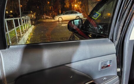 Mitsubishi Outlander III рестайлинг 3, 2019 год, 2 200 000 рублей, 10 фотография