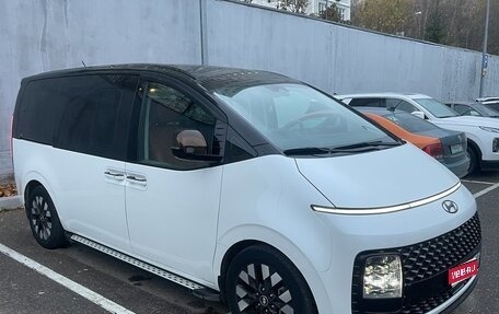 Hyundai Staria, 2021 год, 4 900 000 рублей, 1 фотография