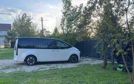 Hyundai Staria, 2021 год, 4 900 000 рублей, 8 фотография