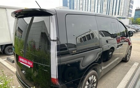 Hyundai Staria, 2021 год, 4 900 000 рублей, 14 фотография