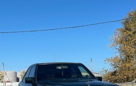 Mercedes-Benz E-Класс, 1993 год, 950 000 рублей, 2 фотография