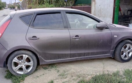 Hyundai i30 I, 2010 год, 799 000 рублей, 3 фотография