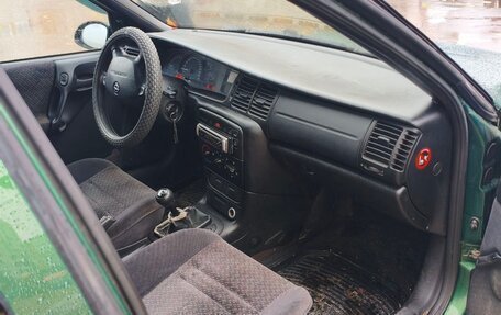 Opel Vectra B рестайлинг, 1997 год, 130 000 рублей, 9 фотография