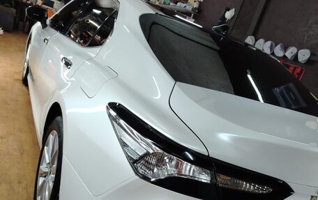 Toyota Camry, 2019 год, 3 100 000 рублей, 5 фотография