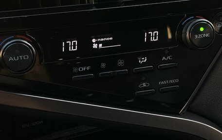 Toyota Camry, 2021 год, 3 550 000 рублей, 18 фотография