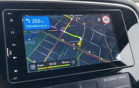 Mitsubishi Outlander III рестайлинг 3, 2017 год, 1 490 000 рублей, 10 фотография