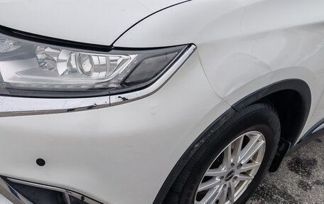 Mitsubishi Outlander III рестайлинг 3, 2017 год, 1 490 000 рублей, 15 фотография