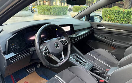 Volkswagen Golf VIII, 2022 год, 1 730 000 рублей, 9 фотография