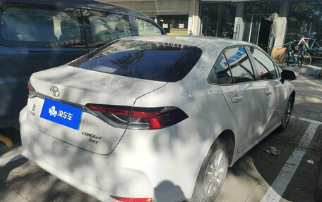 Toyota Corolla, 2022 год, 1 300 000 рублей, 2 фотография