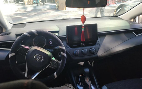 Toyota Corolla, 2022 год, 1 300 000 рублей, 7 фотография