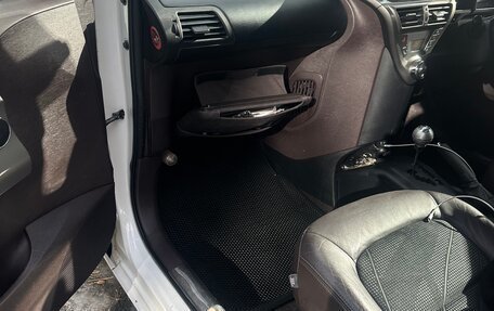 Toyota iQ, 2008 год, 620 000 рублей, 15 фотография