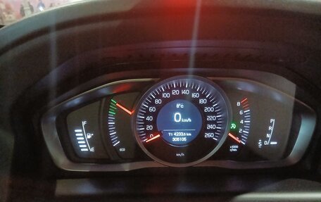 Volvo XC60 II, 2017 год, 1 650 000 рублей, 22 фотография