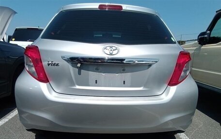 Toyota Vitz, 2012 год, 600 000 рублей, 5 фотография