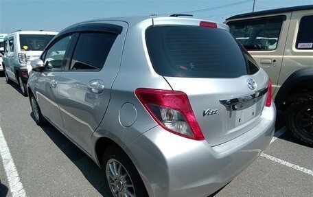 Toyota Vitz, 2012 год, 600 000 рублей, 4 фотография