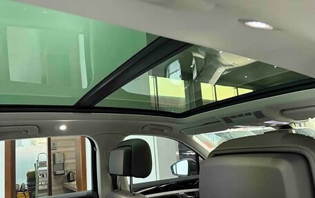 Volkswagen Touareg III, 2022 год, 3 760 000 рублей, 10 фотография