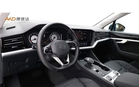 Volkswagen Touareg III, 2021 год, 4 130 000 рублей, 6 фотография