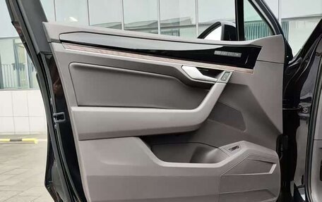 Volkswagen Touareg III, 2022 год, 4 670 000 рублей, 17 фотография