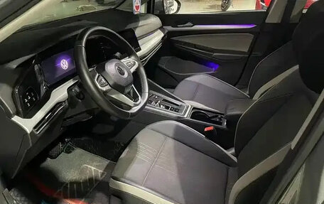 Volkswagen Golf VIII, 2021 год, 1 650 000 рублей, 8 фотография