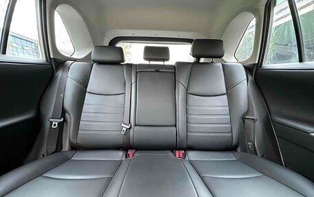 Toyota RAV4, 2022 год, 2 700 000 рублей, 24 фотография