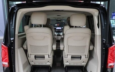 Mercedes-Benz V-Класс, 2022 год, 5 716 429 рублей, 15 фотография