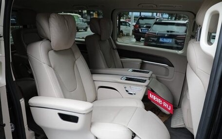 Mercedes-Benz V-Класс, 2022 год, 5 716 429 рублей, 17 фотография