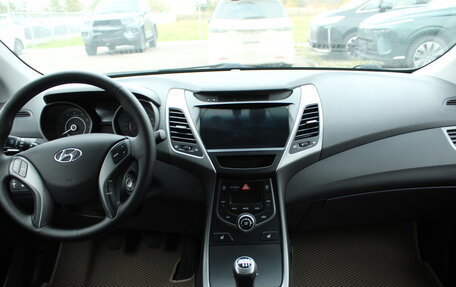 Hyundai Elantra V, 2015 год, 1 223 000 рублей, 17 фотография