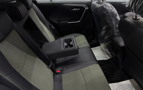 Toyota RAV4, 2025 год, 4 190 000 рублей, 24 фотография