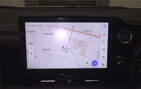 Toyota Noah III, 2021 год, 1 920 000 рублей, 6 фотография