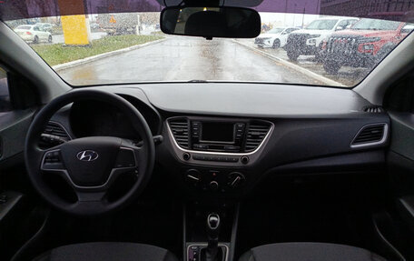 Hyundai Solaris II рестайлинг, 2018 год, 1 333 000 рублей, 14 фотография