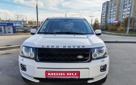 Land Rover Freelander II рестайлинг 2, 2013 год, 1 910 000 рублей, 4 фотография