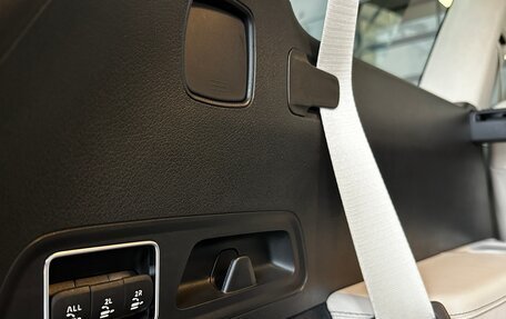 Mercedes-Benz GLS, 2024 год, 16 800 000 рублей, 33 фотография