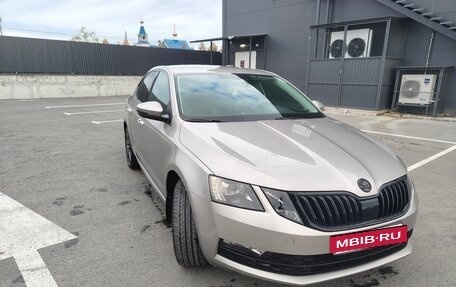 Skoda Octavia, 2017 год, 1 840 000 рублей, 2 фотография