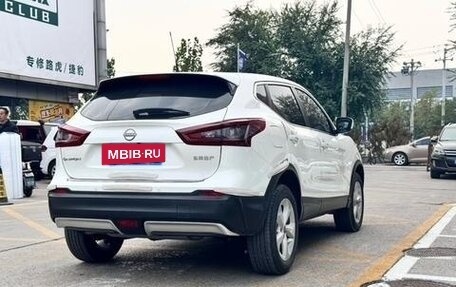 Nissan Qashqai, 2022 год, 1 850 000 рублей, 2 фотография