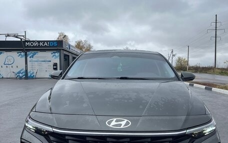 Hyundai Elantra, 2023 год, 2 190 000 рублей, 1 фотография