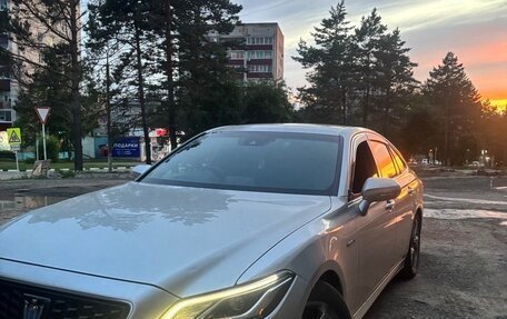 Toyota Crown, 2018 год, 3 200 000 рублей, 3 фотография