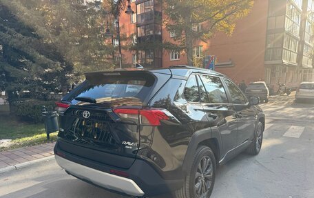 Toyota RAV4, 2025 год, 3 830 000 рублей, 4 фотография