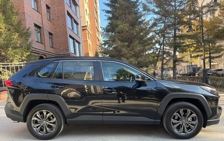 Toyota RAV4, 2025 год, 3 830 000 рублей, 5 фотография