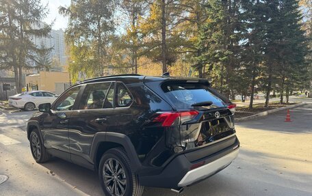 Toyota RAV4, 2025 год, 3 830 000 рублей, 3 фотография