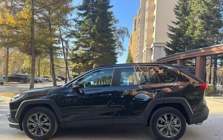 Toyota RAV4, 2025 год, 3 830 000 рублей, 2 фотография